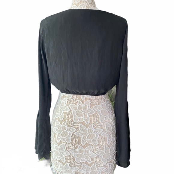 TOBI Black Bell Long Sleeve V Neck Crop Top Y2K size S - Picture 3 of 10
